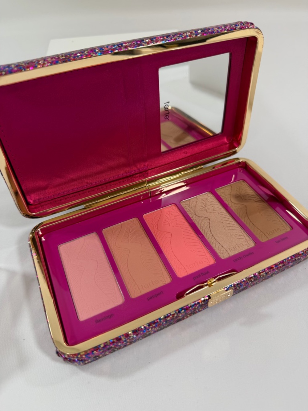 Tarte Clutch Blush Palette — Pink, Coral & Warm Brown Cheek Set - Picture 4 of 6